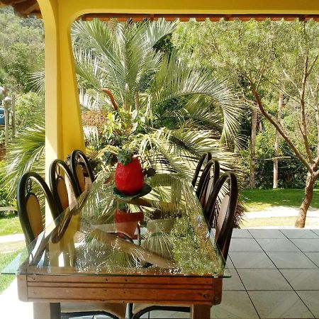 Casa Com Flores Pedra Azul  Zewnętrze zdjęcie
