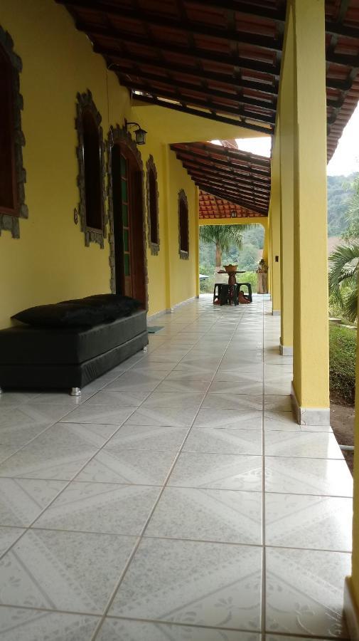 Casa Com Flores Pedra Azul  Zewnętrze zdjęcie