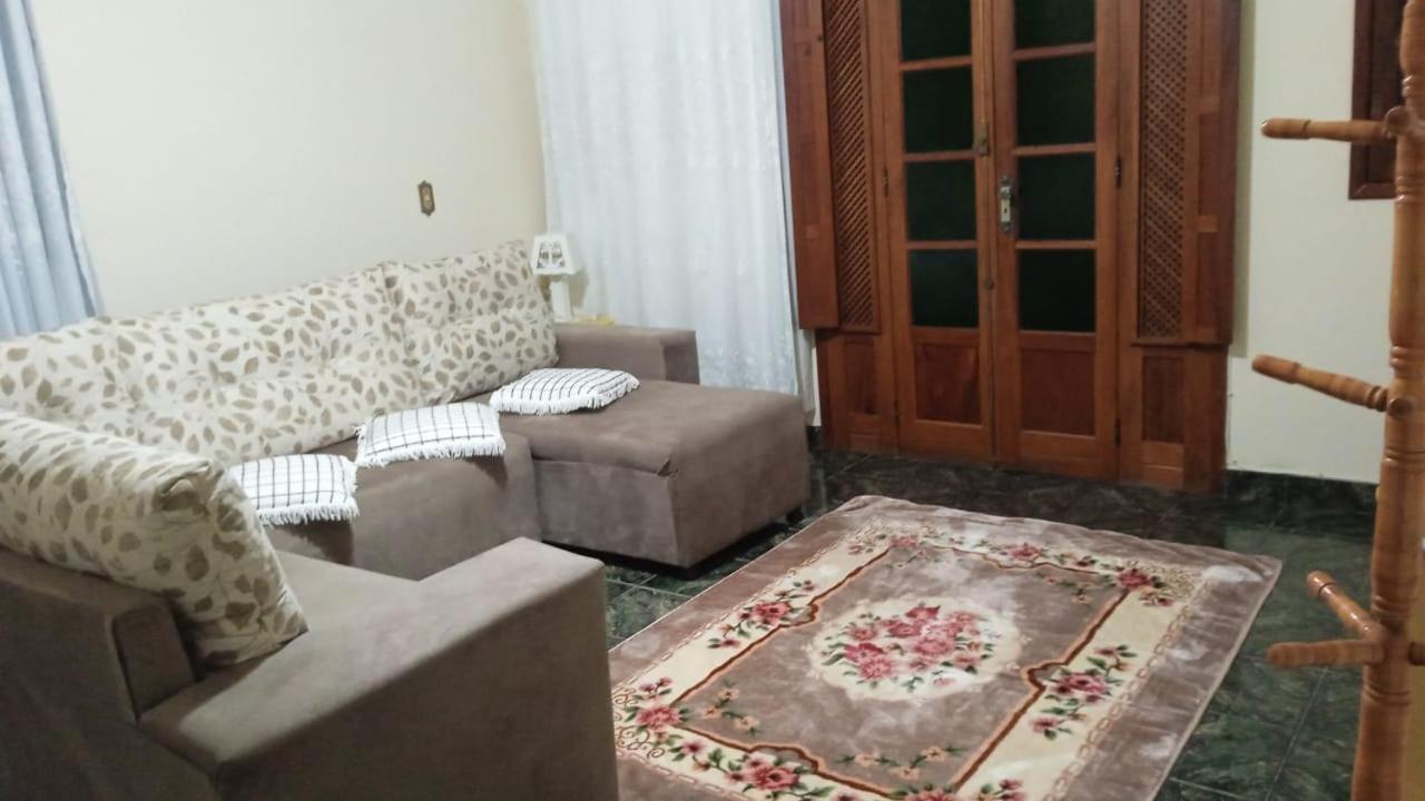 Casa Com Flores Pedra Azul  Zewnętrze zdjęcie