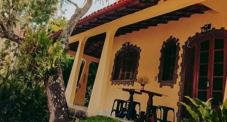 Casa Com Flores Pedra Azul  Zewnętrze zdjęcie